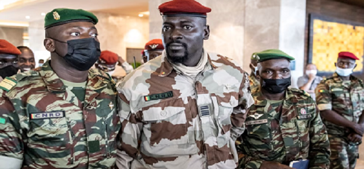 Guinée: les militaires devraient rester au pouvoir jusqu'en 2025, selon le Premier ministre