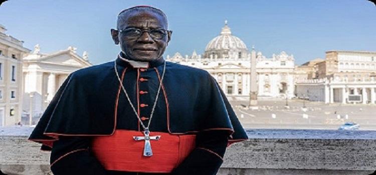 Qui est le cardinal Sarah, le Guinéen conservateur pressenti parmi les successeurs du pape François ?